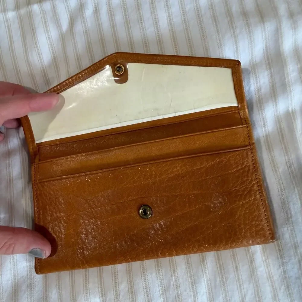 Vintage tan leather trifold envelope wallet
